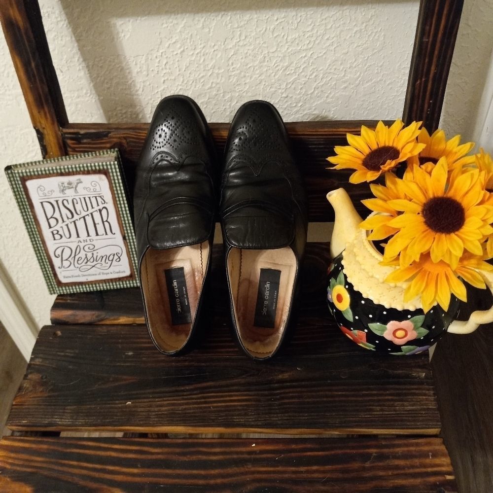 VINTAGE PIERRE CARDIN DRESS SHOES